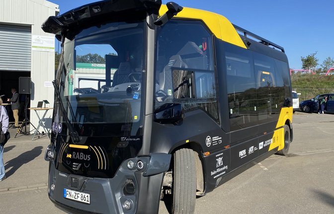 Der RABus (Reallabor für den Automatisierten Busbetrieb) kurvt durch Mannheim.<span class='image-autor'>Foto: Milankovic</span>