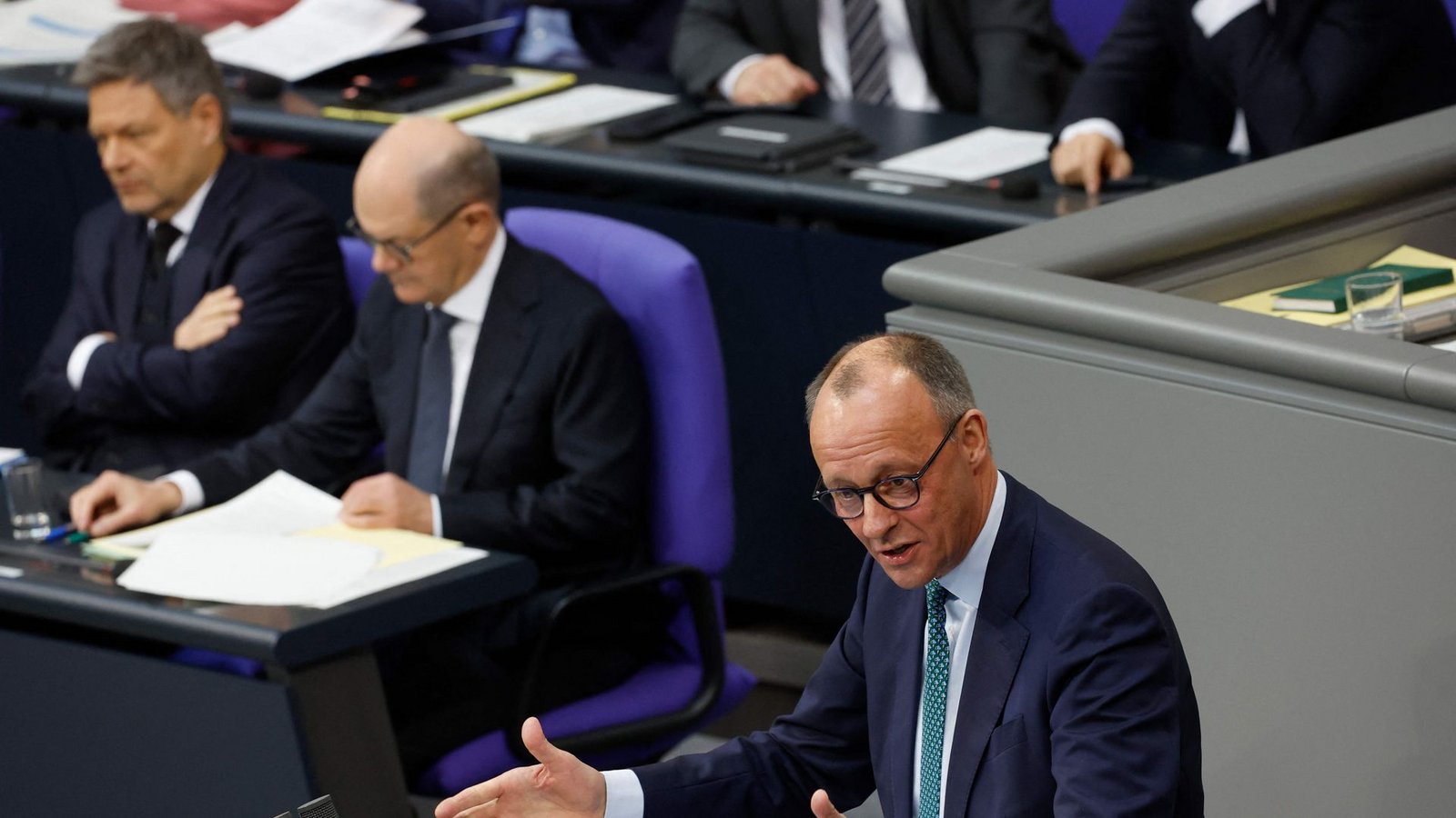 Kanzlerkandidaten Merz, Scholz und Habeck (v. re.): Noch Gegner, bald schon Koalitionspartner?Foto: AFP/ODD ANDERSEN Kanzlerkandidaten Merz, Scholz und Habeck (v. re.): Noch Gegner, bald schon Koalitionspartner?Foto: AFP/ODD ANDERSEN