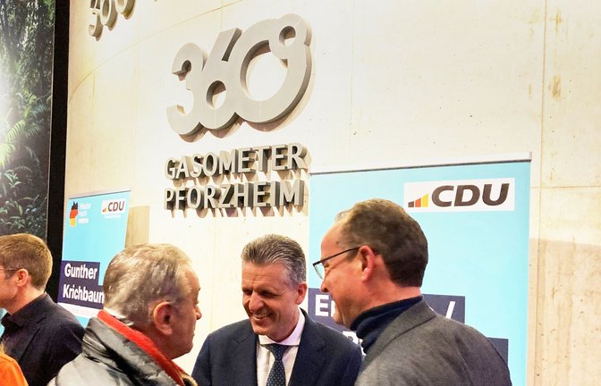 Gunther Krichbaum (rechts) und Thorsten Frei (Mitte Friedrich Merz werben in Pforzheim für die CDU.<span class='image-autor'>Foto: &nbsp;</span>