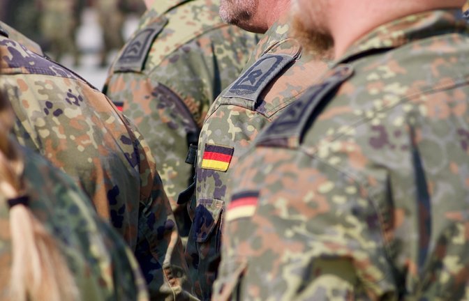 Der Jahresbericht der Wehrbeauftragten ist eine zentrale Analyse der aktuellen Lage der Bundeswehr.<span class='image-autor'>Foto: Ryan Nash Photography/ Shutterstock</span>