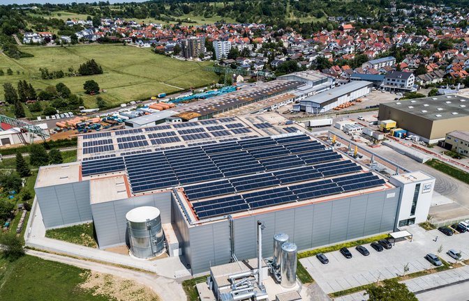 Die größte deutsche Solarthermieanlage auf einem Dach befindet sich in Dettenhausen (Kreis Tübingen).<span class='image-autor'>Foto: privat/Stadtwerke Tübingen</span>