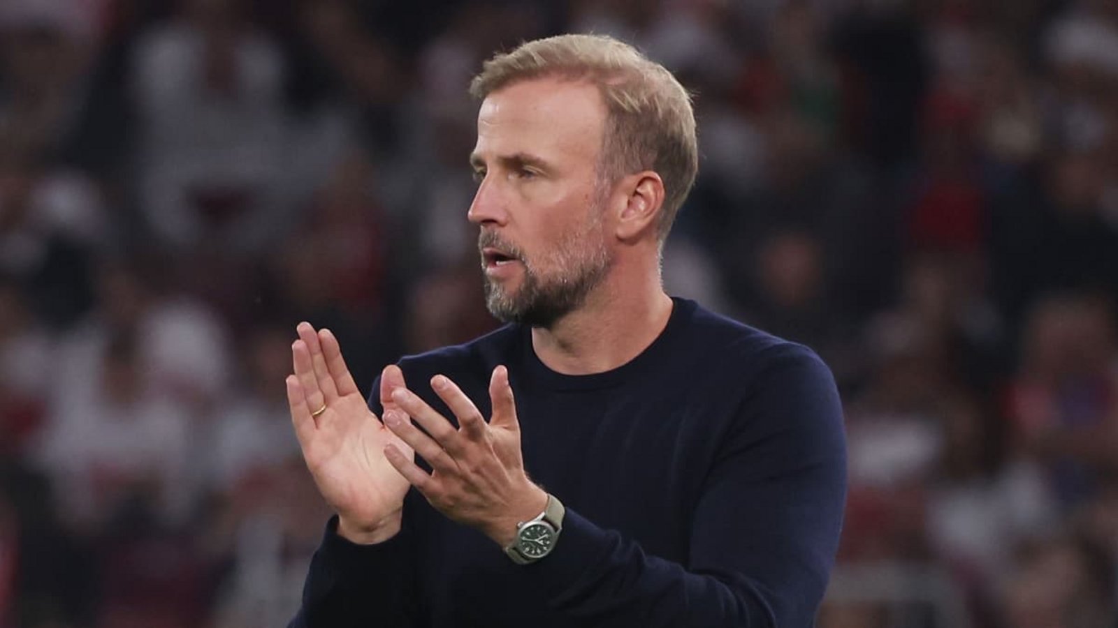 VfB-Trainer Sebastian Hoeneß will sich bei den Dortmundern für die Heimniederlage aus dem April revanchieren.Baumann VfB-Trainer Sebastian Hoeneß will sich bei den Dortmundern für die Heimniederlage aus dem April revanchieren.Baumann