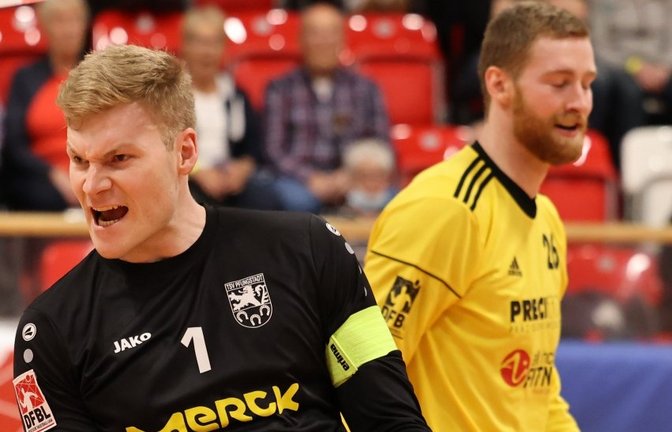 Pfungstadts Hauptangreifer Patrick Thomas (links) lässt die gegnerische Abwehr in der Regel alt aussehen und kann sich über eigene Punkte freuen.  <span class='image-autor'>Foto: DFBL/den Dulk</span>