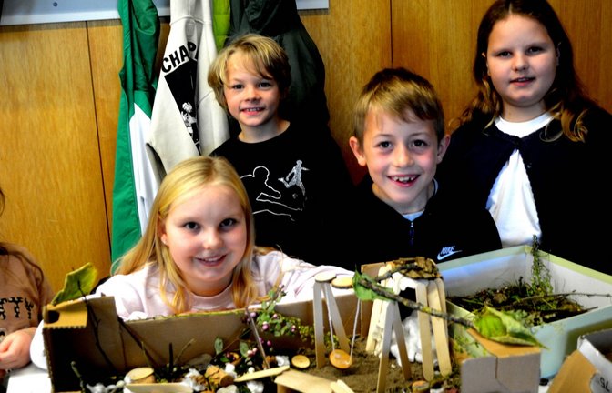 Bei einer Veranstaltung im November haben Schülerinnen und Schüler der „Schule am Stromberg“ Modelle mit ihren Ideen für eine gelungene Schulhofgestaltung entworfen.  <span class='image-autor'>Foto: Stahlfeld</span>