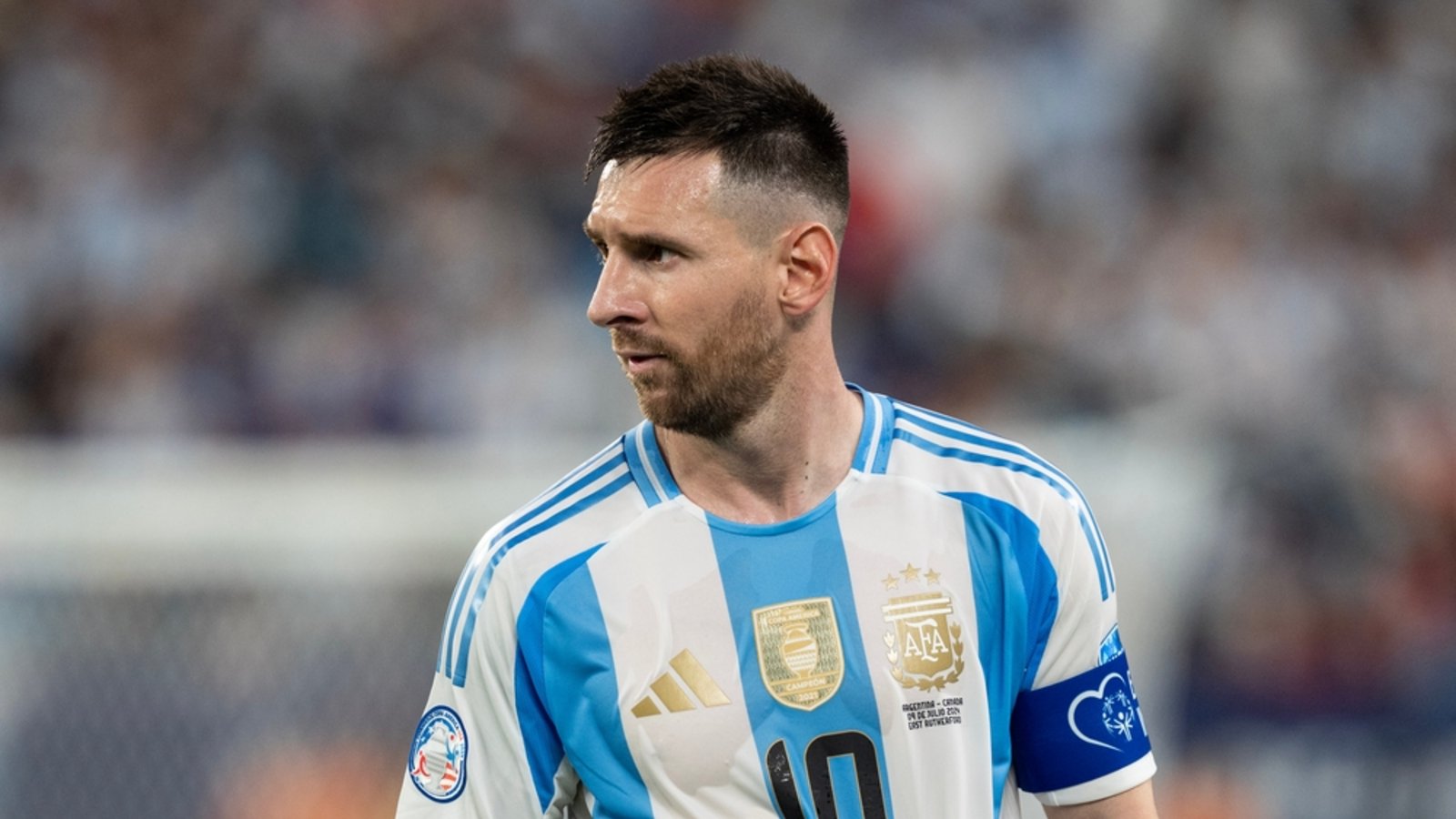 Wer tritt in seine Fußstapfen? Lionel Messi wurde 8-Mal Weltfußballer des Jahres, zuletzt 2023.Foto: lev radin/Shutterstock Wer tritt in seine Fußstapfen? Lionel Messi wurde 8-Mal Weltfußballer des Jahres, zuletzt 2023.Foto: lev radin/Shutterstock