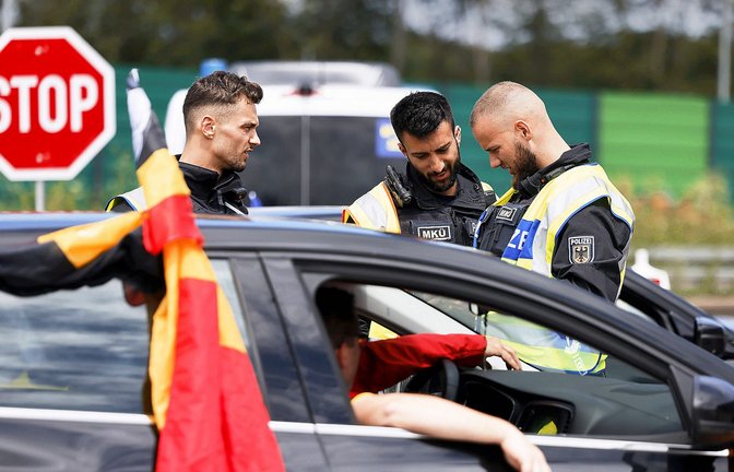 Während der EM kontrolliert die Bundespolizei alle deutschen Grenzen verstärkt.<span class='image-autor'>Foto: IMAGO/Panama Pictures//Christoph Hardt</span>