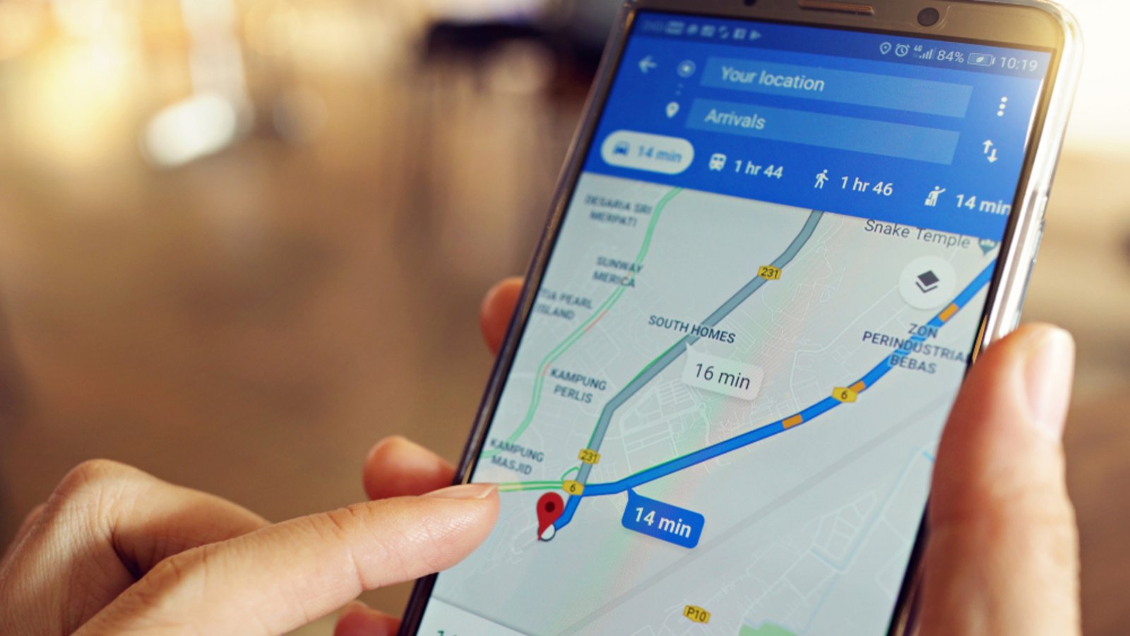 Google Maps kann jetzt spritsparende Routen anzeigen.Foto: AngieYeoh / shutterstock.com