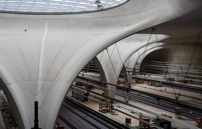 Die Eröffnung von Stuttgart 21 könnte sich Medienberichten zufolge weiter verzögern. (Archivbild)<span class='image-autor'>Foto: Christoph Schmidt/dpa</span>