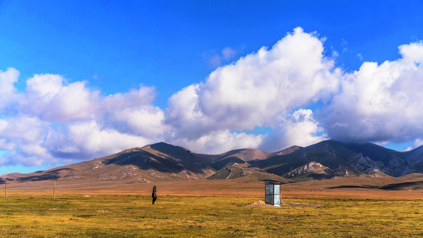 Das trifft sich ja gut: ein stilles Örtchen zur rechten Zeit an der Seidenstraße in Kirgisistan.Foto: istock/DavorLovincic