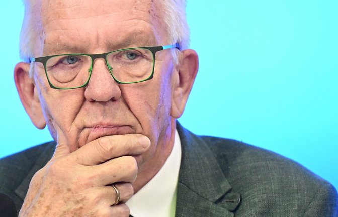 Ministerpräsident Winfried Kretschmann ist besorgt wegen der Kosten des neunjährigen Gymnasiums.<span class='image-autor'>Foto: dpa/Bernd Weißbrod</span>