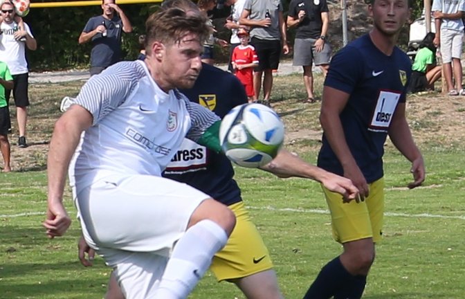 Lukas Wizemann hält den Strafraum des TSV Nussdorf sauber – auch gegen den AKV BG Ludwigsburg? <span class='image-autor'>Foto: Küppers</span>
