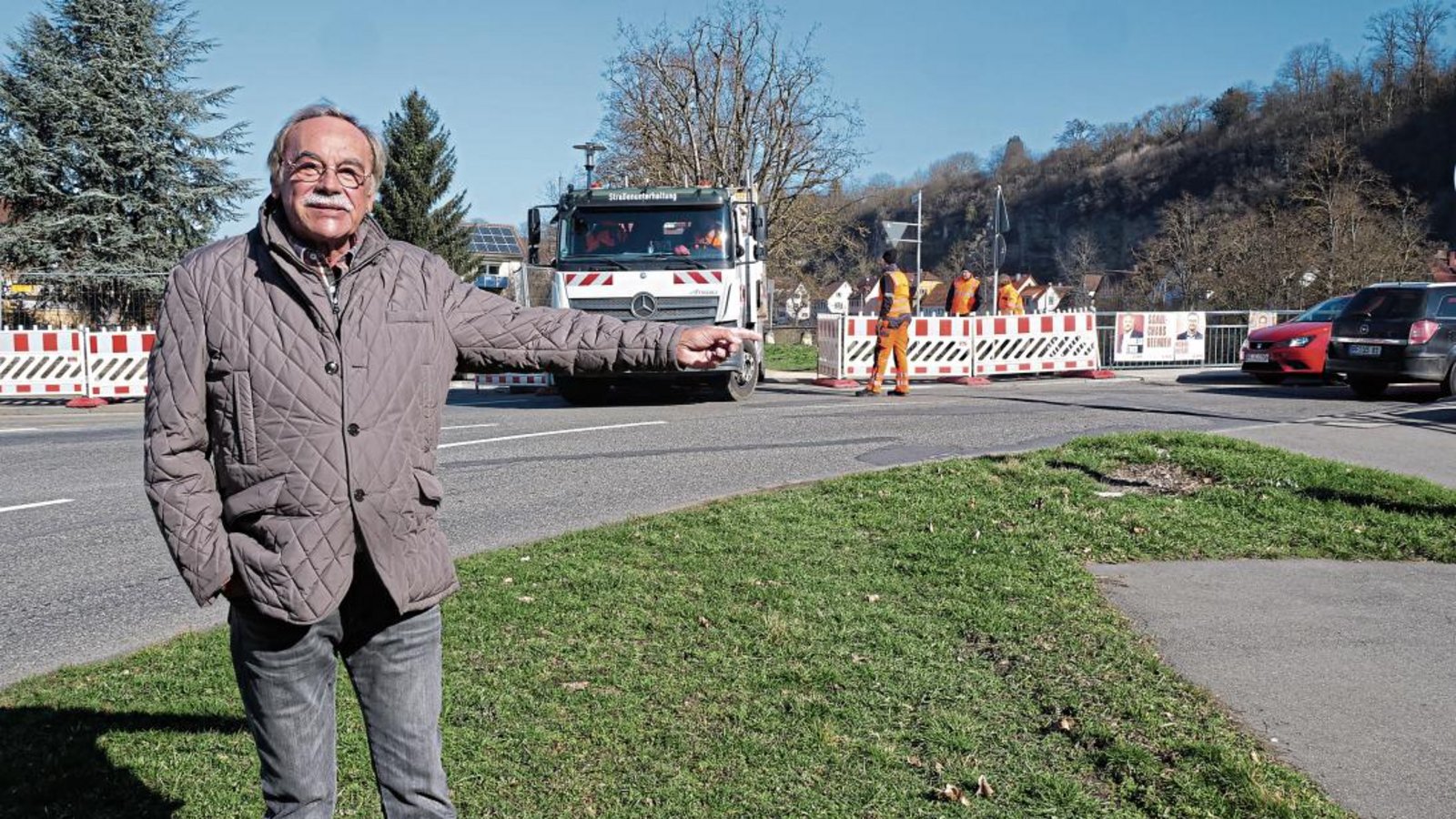 Mit der Einrichtung der Baustelle startet der Neubau der Herrenwaagbrücke, für Dürrmenz ein Grund zur Freude, findet Stadtrat Rolf Leo. Foto: sf Mit der Einrichtung der Baustelle startet der Neubau der Herrenwaagbrücke, für Dürrmenz ein Grund zur Freude, findet Stadtrat Rolf Leo. Foto: sf