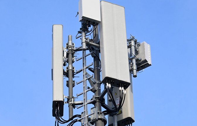 "Standalone" oder "5G Plus" bedeuten, dass sowohl bei den Antennen als auch im Kernnetz durchgängig 5G-Technologie genutzt wird.<span class='image-autor'>Foto: Roberto Pfeil/dpa</span>