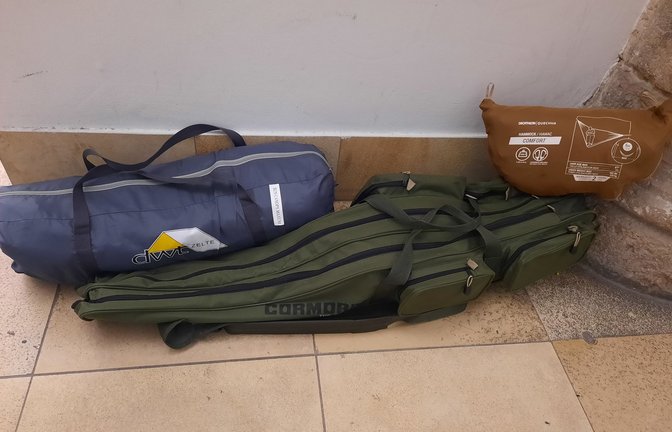 Die Polizei stellte  drei Gepäckstücke sicher.<span class='image-autor'>Foto: Polizeipräsidium Ulm</span>