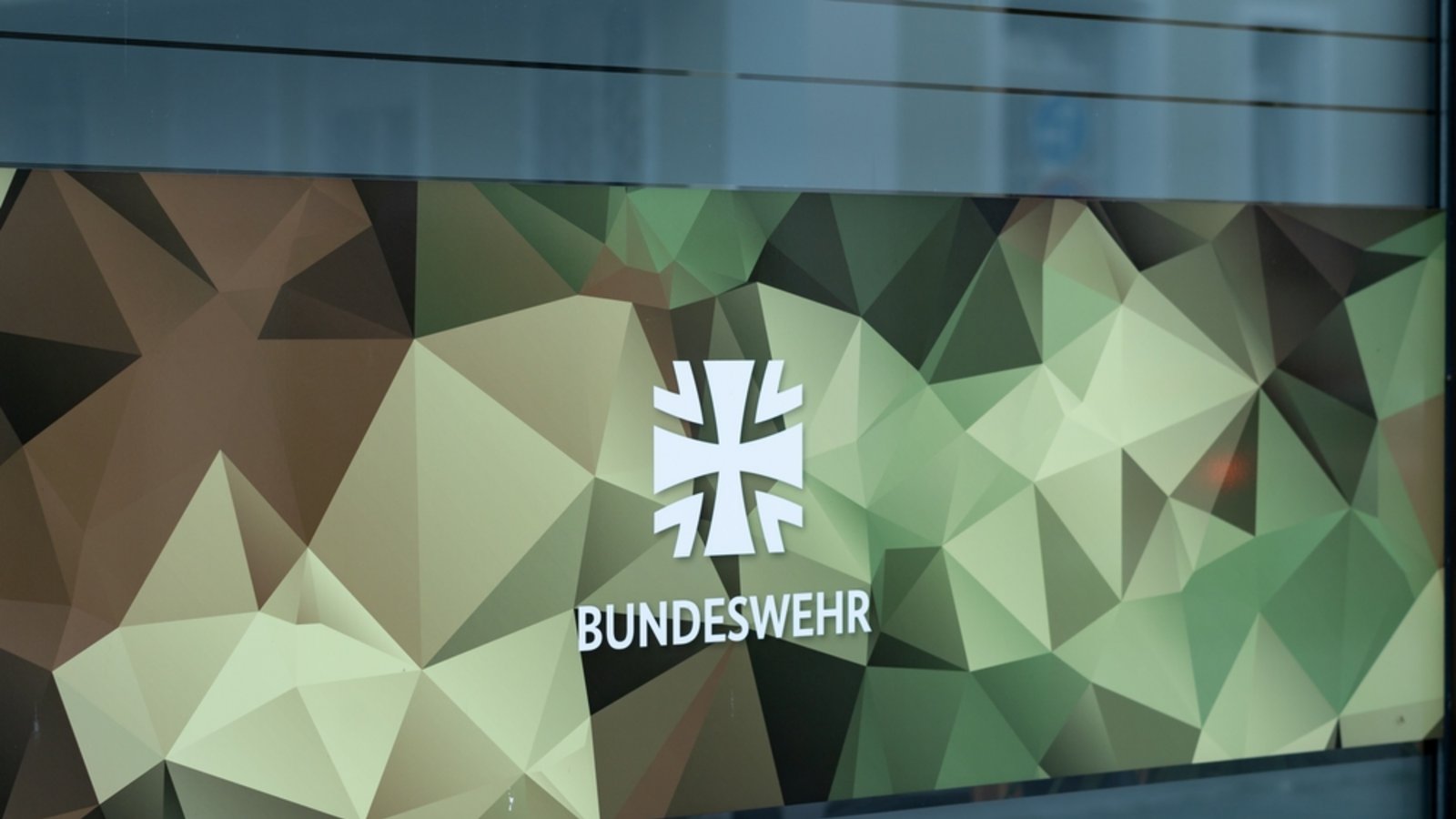Der neue Wehrdienst soll bei der Rekrutierung helfen.Foto: Felix Geringswald / shutterstock.com