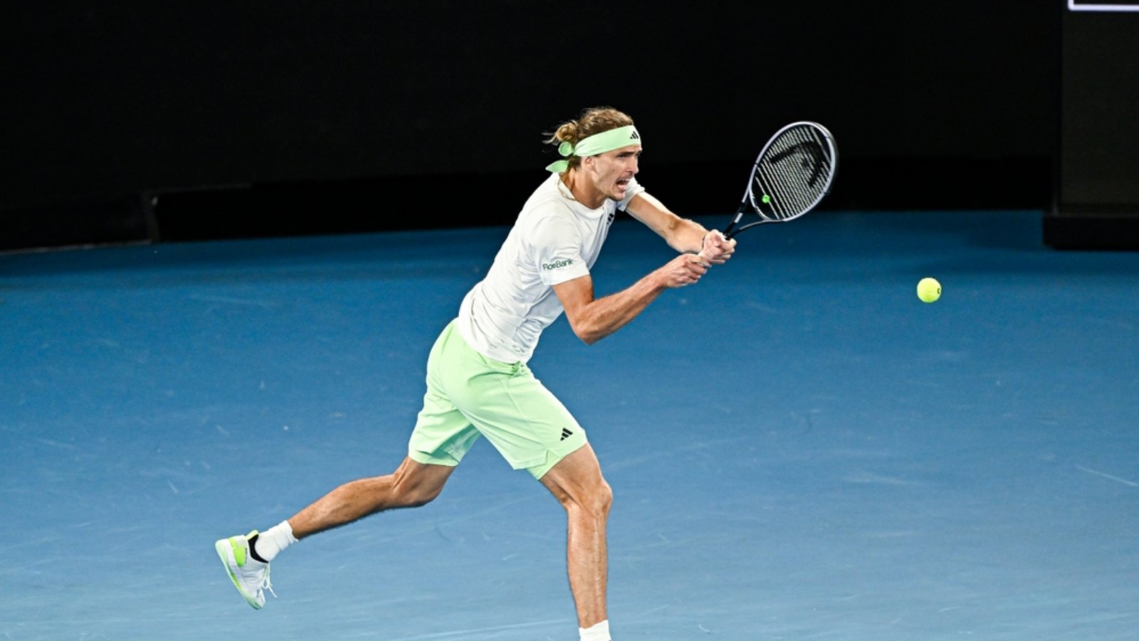 Am Sonntag geht es für Zverev um alles.Foto: Victor Velter / shutterstock.com
