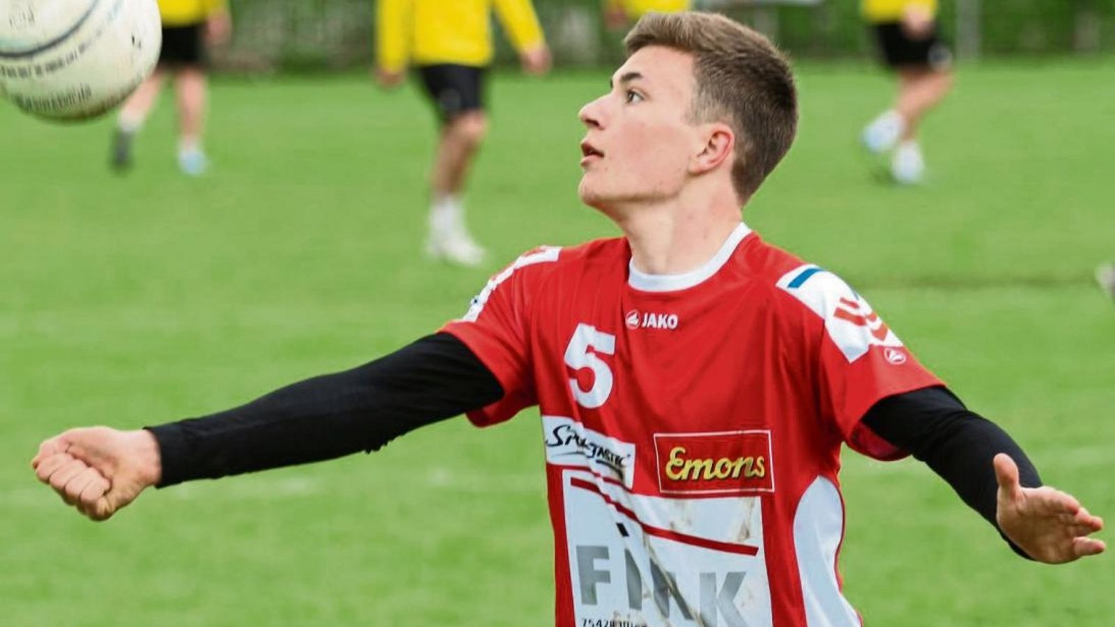 Johannes Jungclaussen peilt mit den Faustballern des TV Vaihingen die nächsten Punkte an. Foto: Nachreiner Johannes Jungclaussen peilt mit den Faustballern des TV Vaihingen die nächsten Punkte an. Foto: Nachreiner