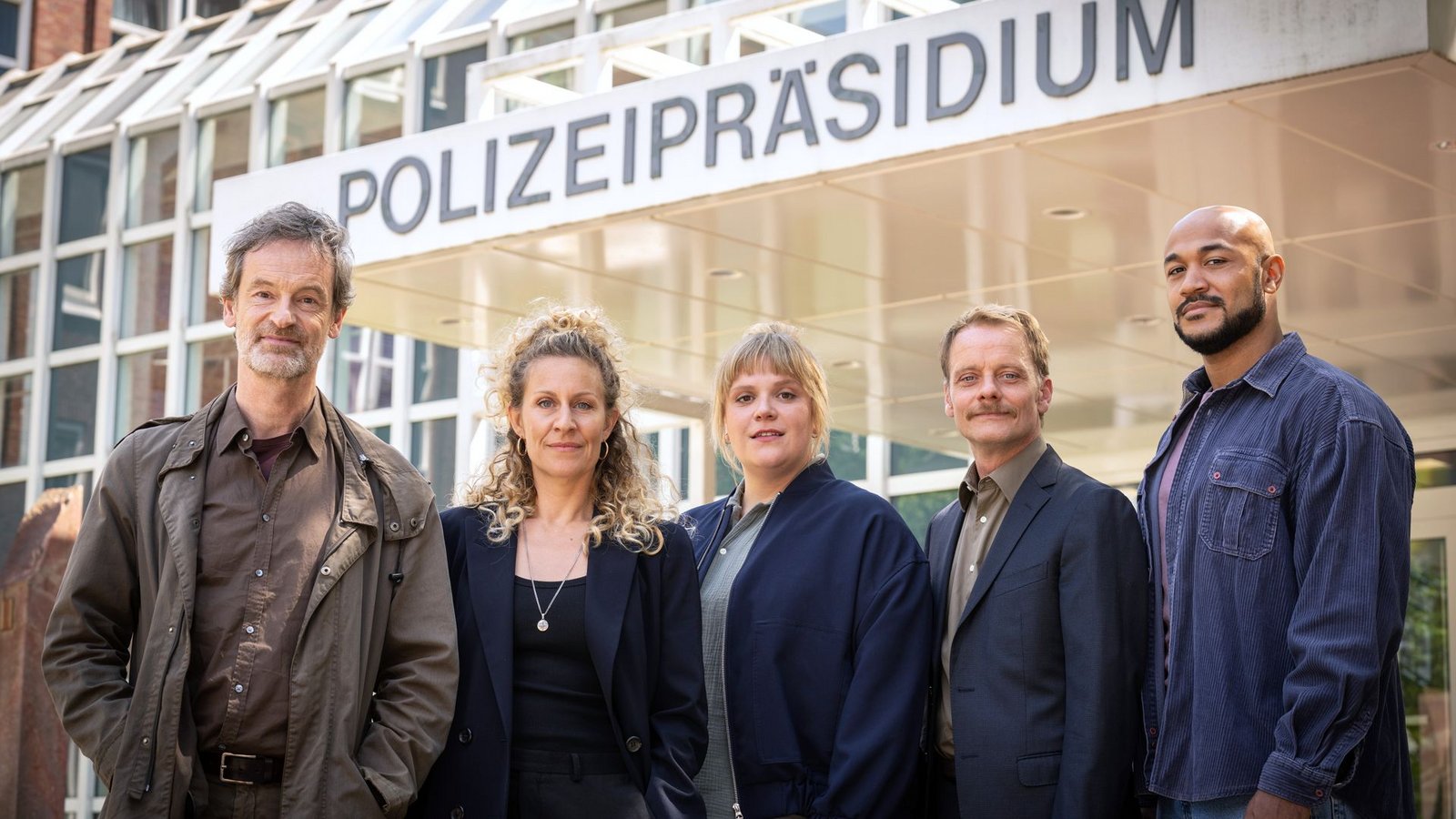 In dieser Konstellation sieht man das Dortmunder Kripo-Team in „Schmerz“ zum letzten Mal – für Stefanie Reinsperger (Mitte) ist es der letzte „Tatort“-Auftritt.Foto: WDR/Thomas Kost