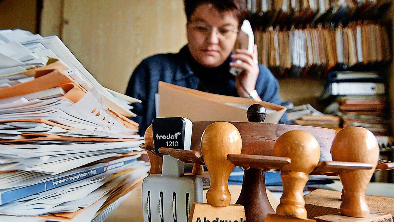 Zu langsam, nicht digital: Allzu oft ist die Bürokratie in Deutschland ein Problem.Zu langsam, nicht digital: Allzu oft ist die Bürokratie in Deutschland ein Problem.Foto: picture-alliance/ dpa/dpaweb Zu langsam, nicht digital: Allzu oft ist die Bürokratie in Deutschland ein Problem.Zu langsam, nicht digital: Allzu oft ist die Bürokratie in Deutschland ein Problem.Foto: picture-alliance/ dpa/dpaweb