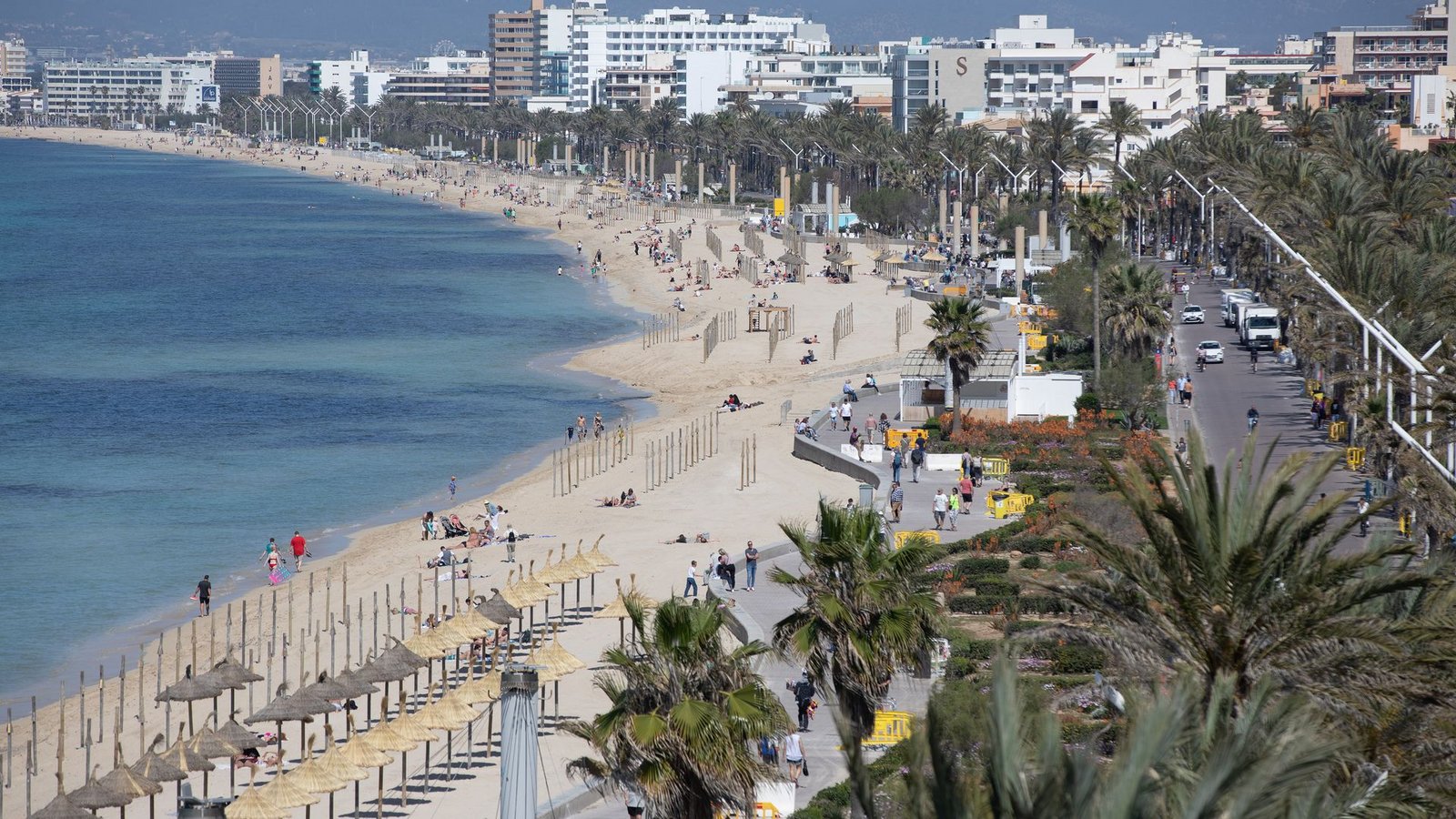 Fernandes und Ulmen zogen 2023 nach Mallorca um. (Archivbild)Foto: Clara Margais/dpa