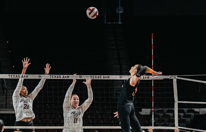 Jordan Iliff (re.) in Aktion – künftig spielt die Amerikanerin in Stuttgart.<span class='image-autor'>Foto: Allianz MTV</span>