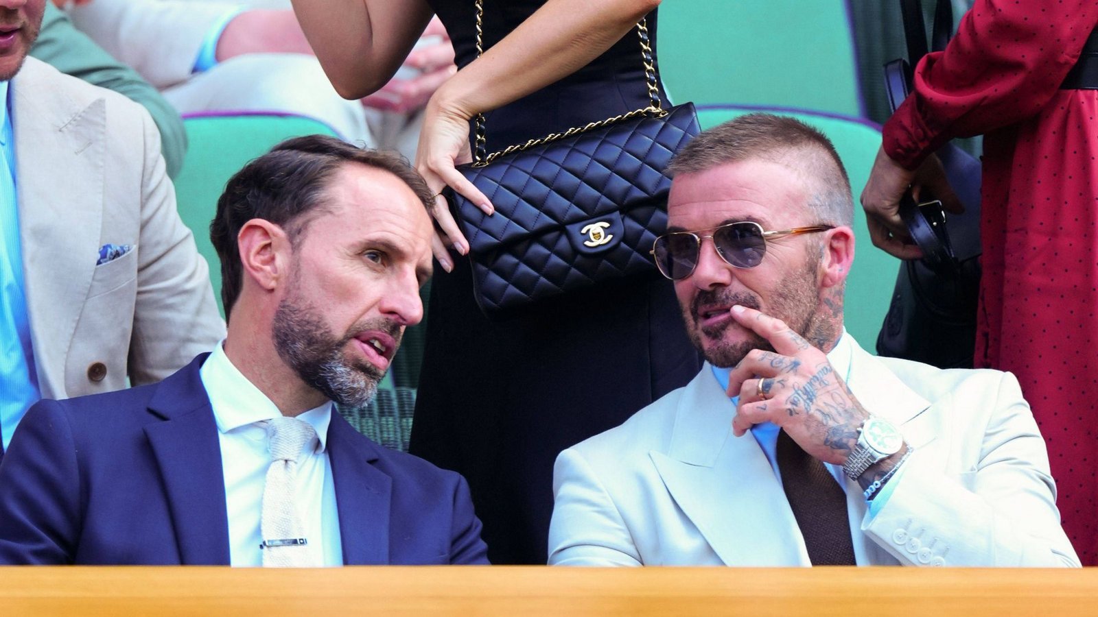 Sprachen sie vielleicht eher über Fußball? Englands früherer Nationaltrainer Gareth Southgate (links) und Sir David Beckham, wie er sich jetzt nennen darf.Foto: IMAGO/Shutterstock