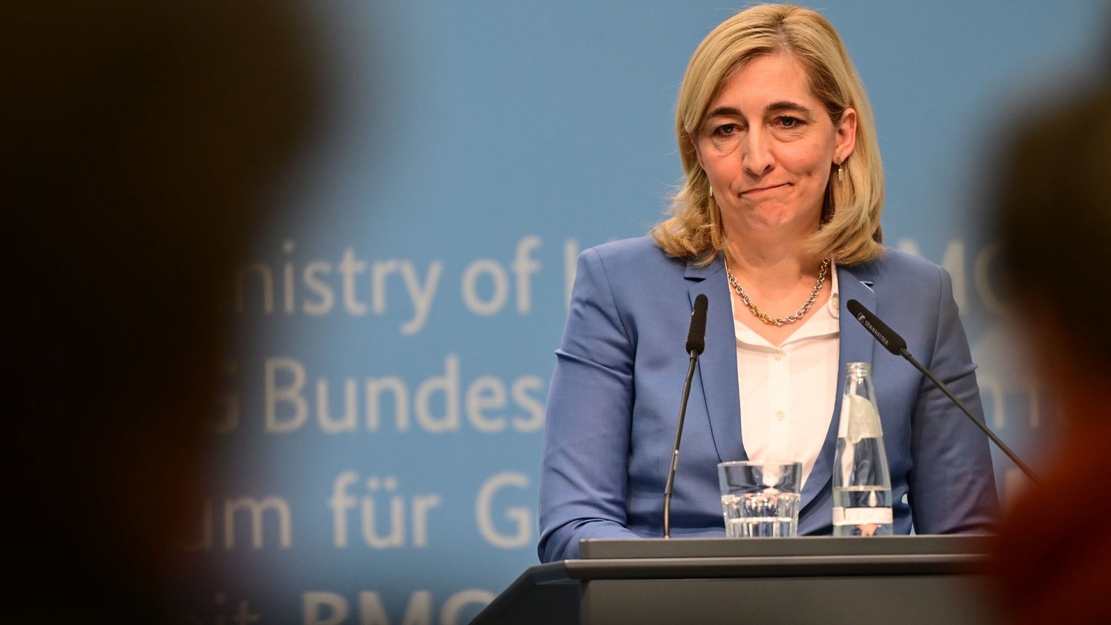 Das Sparpaket für die Krankenversicherung soll am Mittwoch vom Kabinett auf den Weg gebracht werden. (Archivbild)Foto: Sebastian Gollnow/dpa