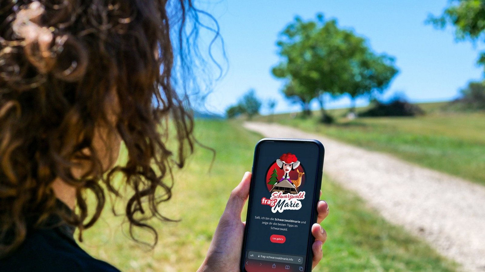 Lange Lernphase: die Schwarzwald-Marie als SMartphone-AppFoto: Jens Großkreuz / Schwarzwald Tourismus Lange Lernphase: die Schwarzwald-Marie als SMartphone-AppFoto: Jens Großkreuz / Schwarzwald Tourismus