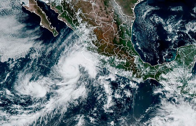 Der Tropensturm "Orlene" hat Hurrikanstärke erreicht und zieht auf die mexikanische Pazifikküste zu.<span class='image-autor'>Foto: -/NOAA/AP/dpa</span>