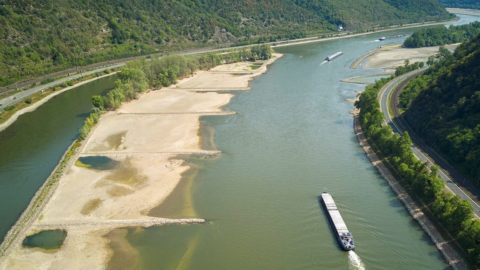 In Kaub am Mittelrhein betrug der Pegelstand am Montag nur noch 31 Zentimeter.Foto: /imago/Sascha Ditscher In Kaub am Mittelrhein betrug der Pegelstand am Montag nur noch 31 Zentimeter.Foto: /imago/Sascha Ditscher