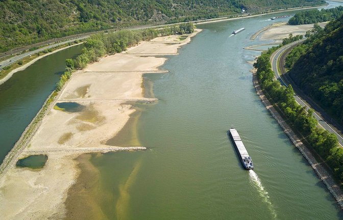 In Kaub am Mittelrhein betrug der Pegelstand am Montag nur noch 31 Zentimeter.<span class='image-autor'>Foto: /imago/Sascha Ditscher</span>