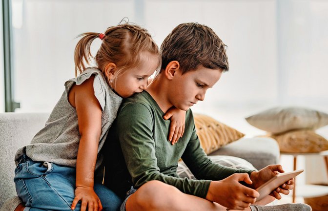Eltern sollten sich also ganz genau anschauen, mit welchen Spielen sich ihr Nachwuchs beschäftigt: Viele Spiele-Apps haben bedenkliche Inhalte.<span class='image-autor'>Foto: stock.adobe.com/
NDABCREATIVITY -</span>
