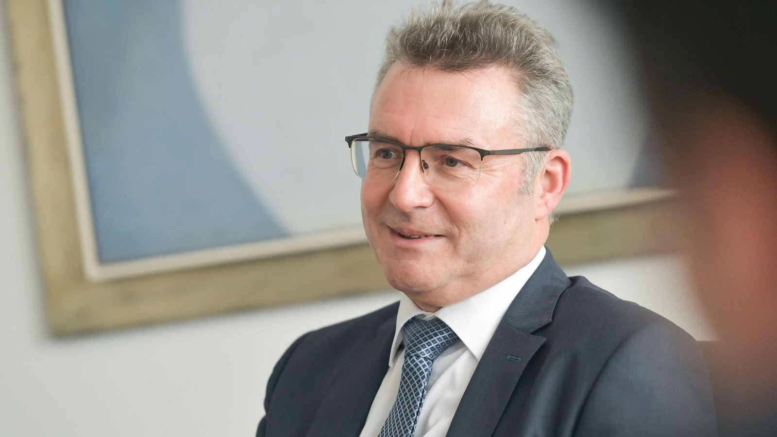 Landkreistagspräsident Achim Brötel fordert schnelle Hilfen, aber auch grundsätzliche Reformen bei Sozialleistungen.Foto: Lichtgut/Max Kovalenko Landkreistagspräsident Achim Brötel fordert schnelle Hilfen, aber auch grundsätzliche Reformen bei Sozialleistungen.Foto: Lichtgut/Max Kovalenko