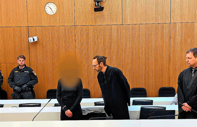 Hanna S. ist eine schmale Person, die dieses Jahr eigentlich einen Kunstpreis der Bundesrepublik Deutschland erhalten sollte.<span class='image-autor'>Foto: Alf Meier/dpa</span>