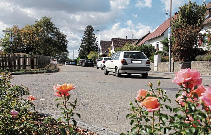 Im Zuge der Sanierung der erweiterten Ortsmitte wird auch die Sersheimer Talstraße erneuert.  Foto: Banholzer