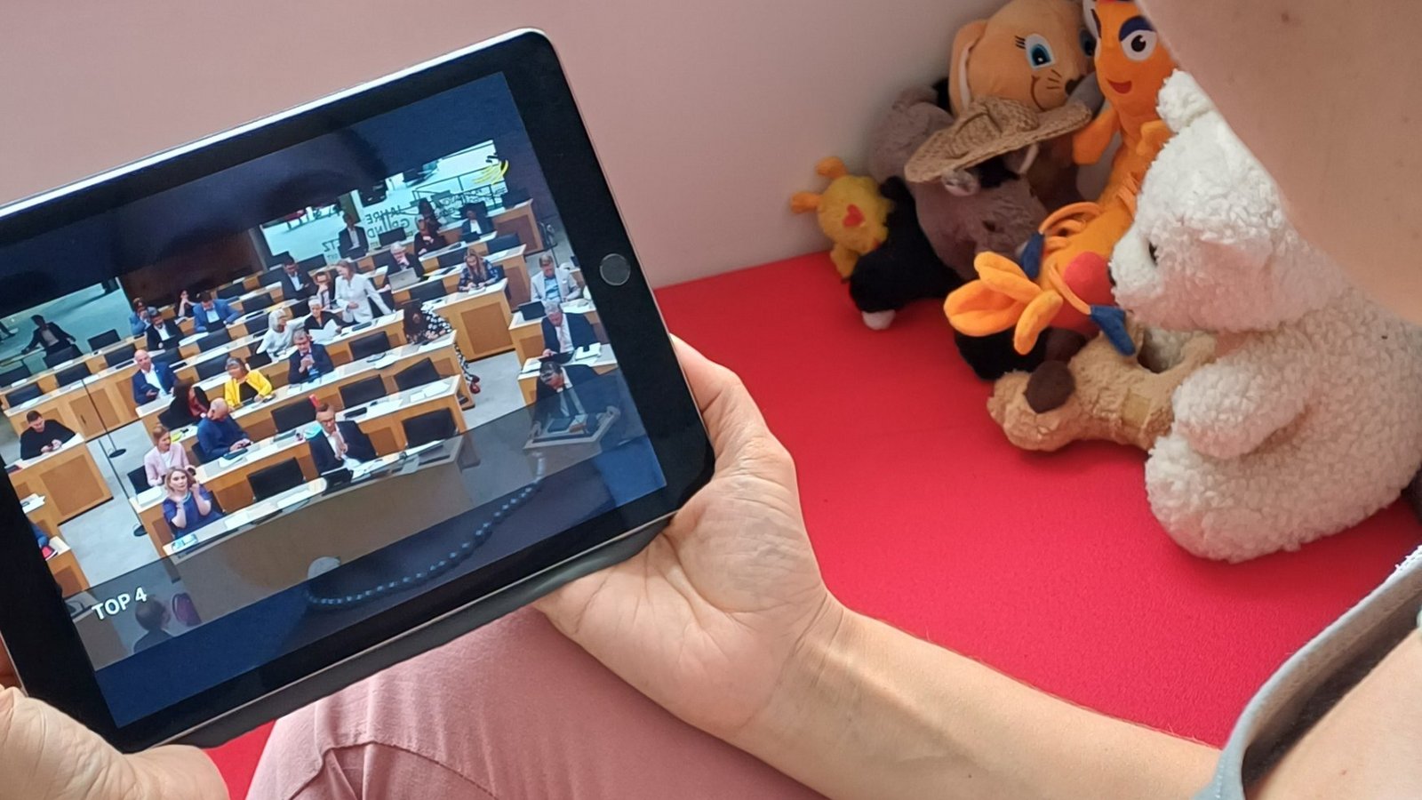 Schon heute gibt es den digitalen Blick in den Landtag, hier in die Sitzung vom 16. Juli.  Foto: sr