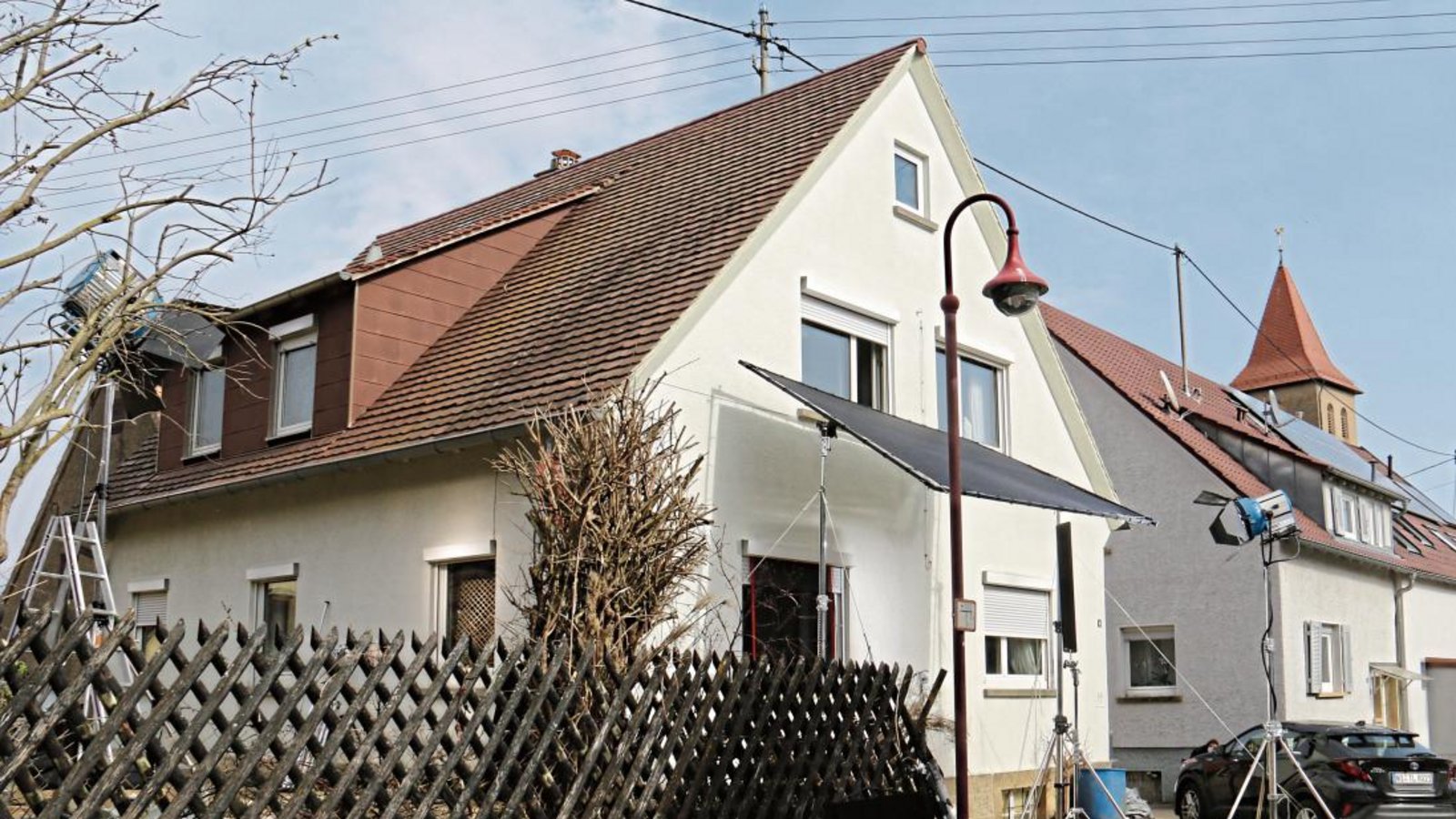 In der Karlstraße in Nussdorf lebt der Vater der Hauptdarstellerin. Fotos: Rücker In der Karlstraße in Nussdorf lebt der Vater der Hauptdarstellerin. Fotos: Rücker