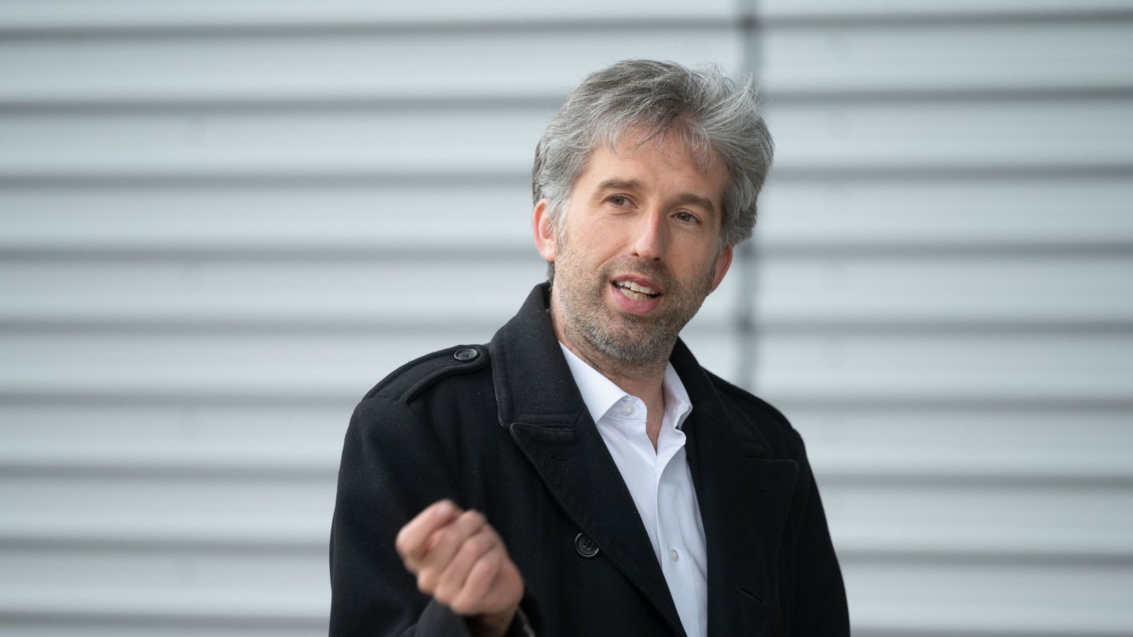 Boris Palmer hat in Frankfurt für einen Eklat gesorgt, der in der Echokammer der sozialen Netzwerke noch nachhallt. (Archivbild)Foto: dpa/Marijan Murat Boris Palmer hat in Frankfurt für einen Eklat gesorgt, der in der Echokammer der sozialen Netzwerke noch nachhallt. (Archivbild)Foto: dpa/Marijan Murat