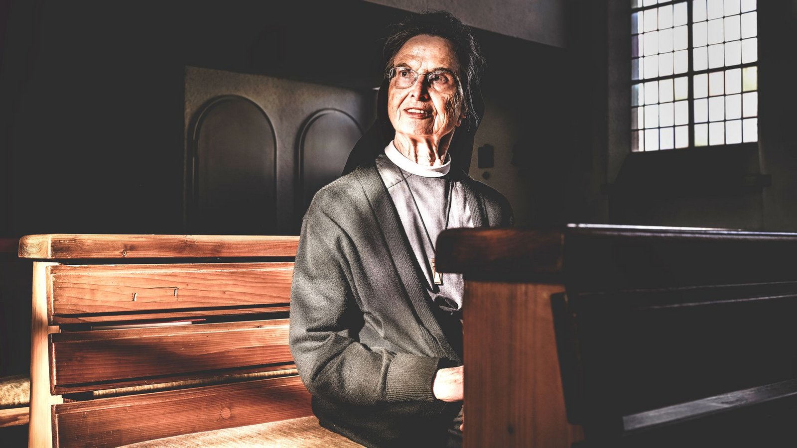 Franziskanerin und Erzieherin: Schwester Manfreda in einem Kirchenraum des Klosters ReuteFoto: Andy Reiner Franziskanerin und Erzieherin: Schwester Manfreda in einem Kirchenraum des Klosters ReuteFoto: Andy Reiner