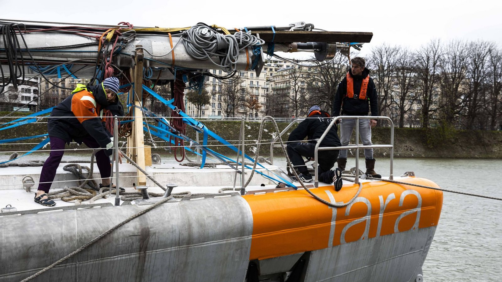 Forschungsschiff Tara in Paris – auf einer 125.000 Kilometer langen Fahrt erforschten die Wissenschaftler RNA-Viren rund um den Erdball.Foto: imago/Alexis Sciarde