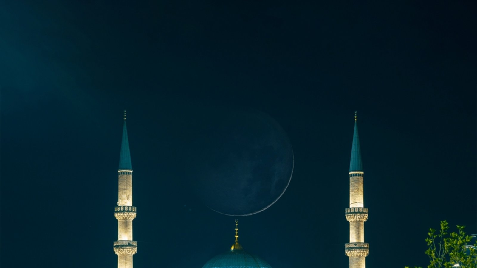 Heute Nacht ist Berat Kandili.Foto: Sener Dagasan / shutterstock.com