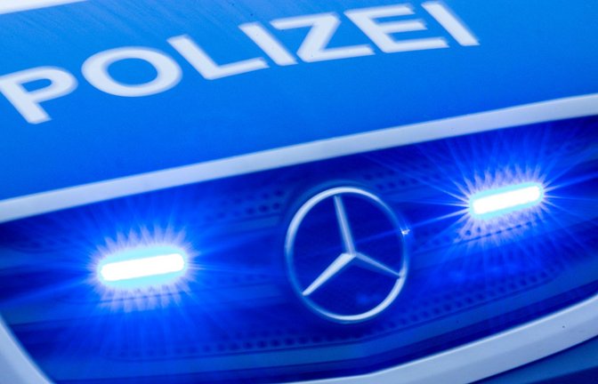 Die Polizei ermittelt. (Symbolbild)<span class='image-autor'>Foto: Jens Büttner/dpa/Jens Büttner</span>