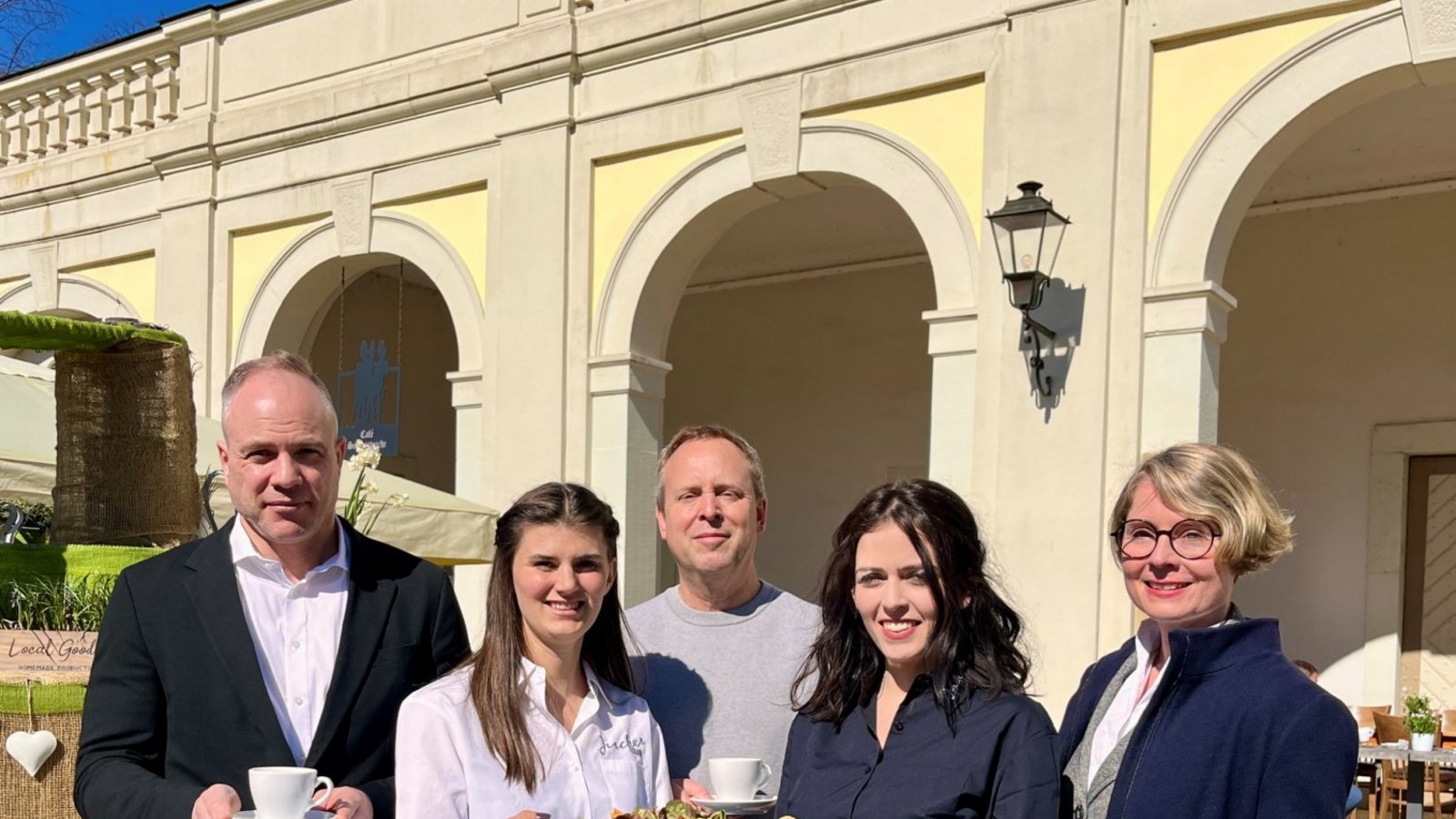 Stellen das Jahresprogramm für Schloss Ludwigsburg vor (von links): Schlossverwalter Stephan Hurst, Alisa Käfer, Stefan Hinner und Debora Leto (Jucker Farm/Café Schlosswache) und SSG-Geschäftsführerin Patricia Alberth.  Foto: SSG