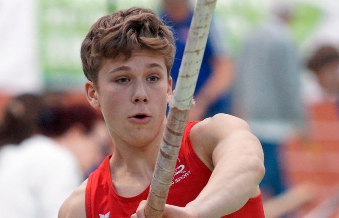 Mit viel Anlauf und Konzentration springt Lorenz Metzger bei den BW-Finals in Karlsruhe auf den ersten Platz. Archivfoto: privat