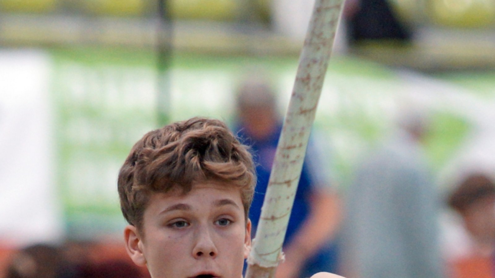 Mit viel Anlauf und Konzentration springt Lorenz Metzger bei den BW-Finals in Karlsruhe auf den ersten Platz. Archivfoto: privat