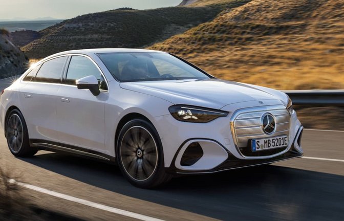 13 Zentimeter mehr als ihr Verbrenner-Vorgänger misst die elektrische C-Klasse von Mercedes. Dafür wird es diese Variante nicht mehr als Kombi geben.<span class='image-autor'>Mercedes-Benz AG</span>
