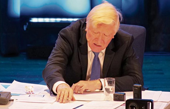 Hans-Jörg Frey wirft einen zynischen Blick auf die Welt der Hochfinanz.  Foto: Friedrich