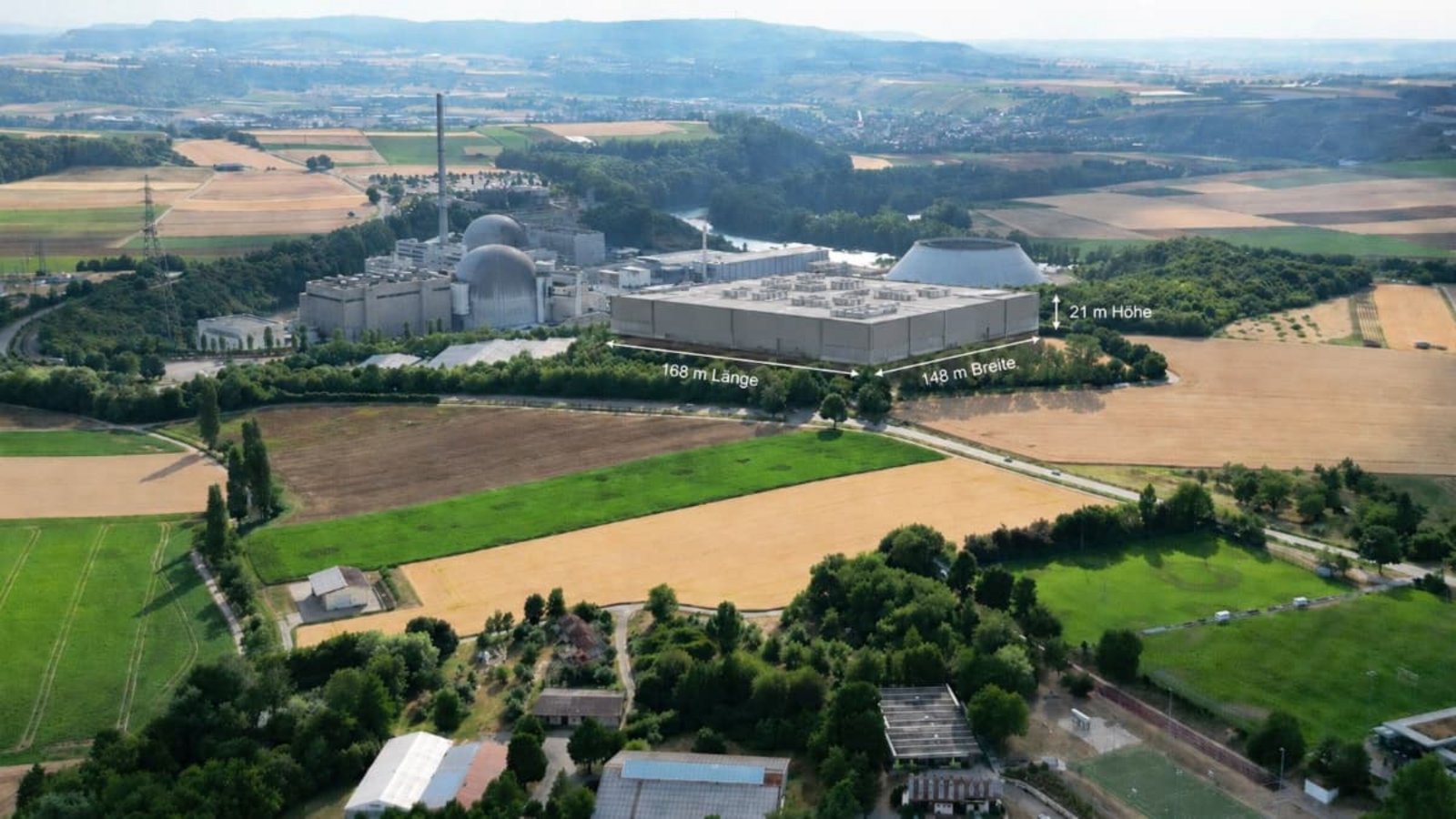 Neben dem ehemaligen Kernkraftwerk soll ein großes Rechenzentrum entstehen. So stellen sich die Anwohner die Ausmaße vor.Fotomontage privat