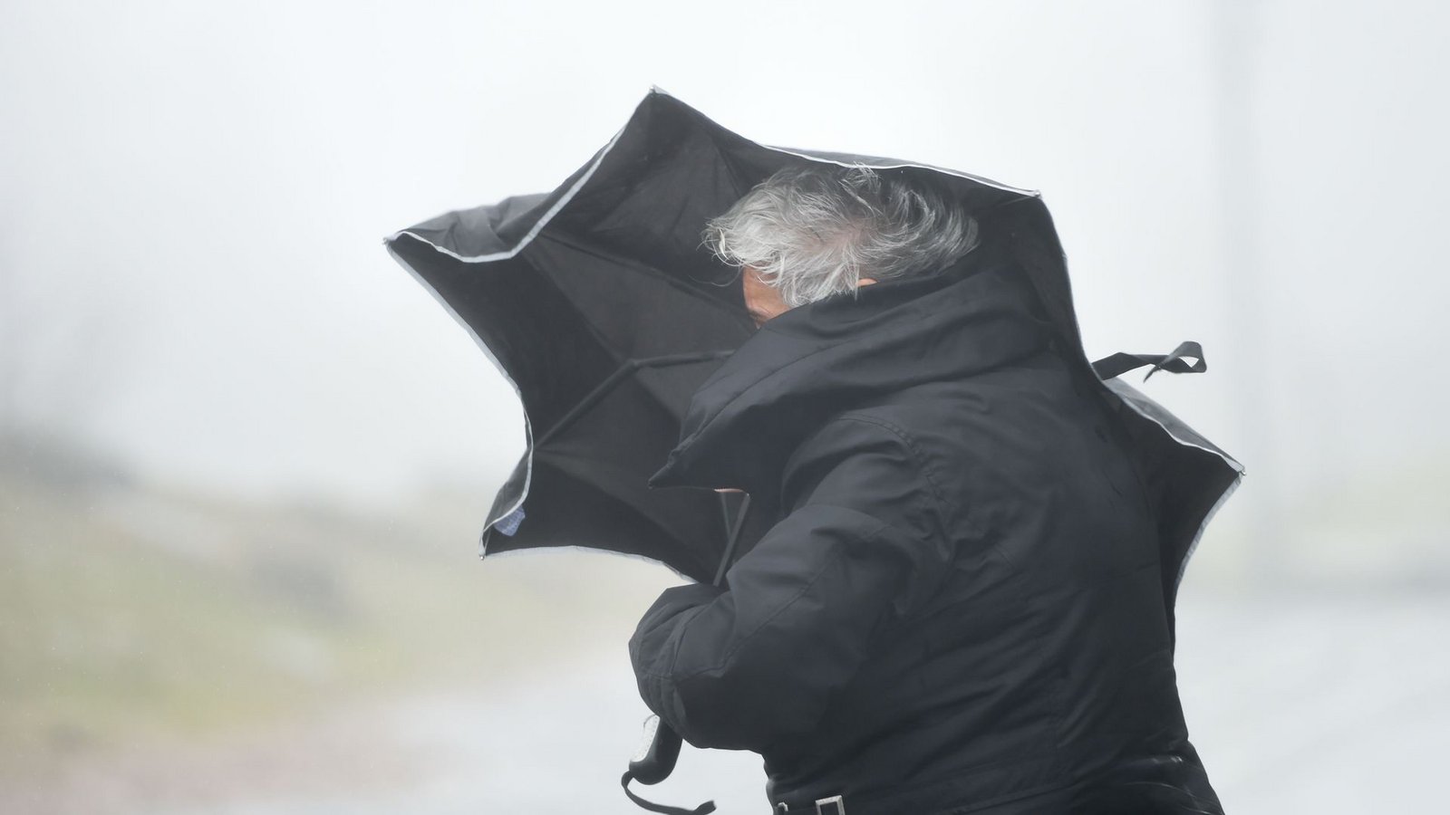 Der Sonntag wird ungemütlich in Baden-Württemberg.Foto: Arne Dedert/dpa Der Sonntag wird ungemütlich in Baden-Württemberg.Foto: Arne Dedert/dpa