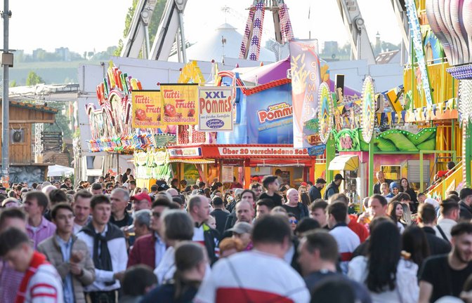 Am Freitag werden sich anlässlich des Heimspiels gegen Heidenheim auch viele VfB-Fans auf dem Frühlingsfest tummeln.<span class='image-autor'>Foto: LICHTGUT/Max Kovalenko</span>